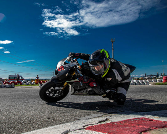 Corso di Guida Sportiva in Pista – La Scaglia Circuit con Istruttore Qualificato
