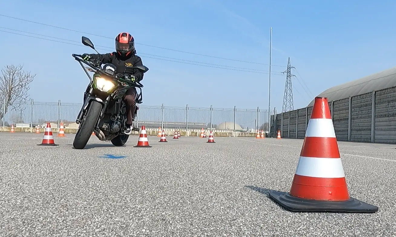 Corso Guida Sicura moto in gruppo