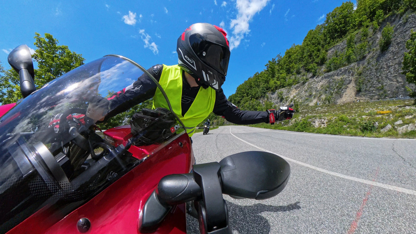 Corso di Guida Sicura Moto 1-to-1 su Strada Ride&Play – Base | Intermedio | Avanzato