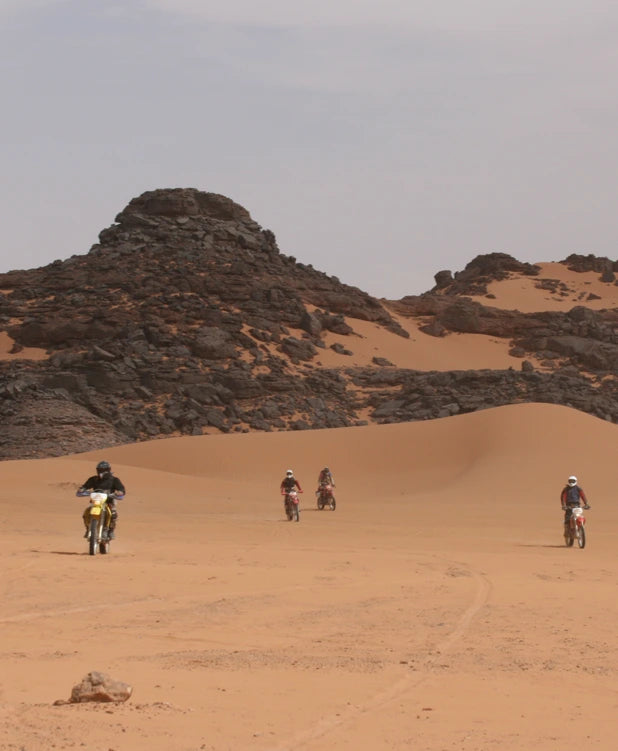 Maxi Enduro in Tunisia – Off-Road nel Deserto con Supporto Completo