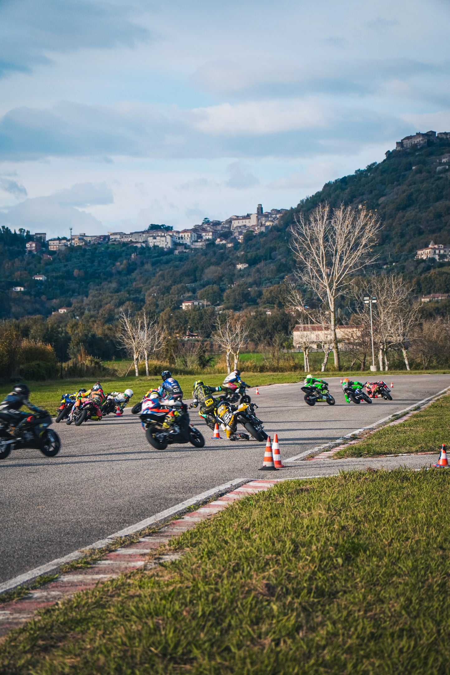 Noleggio MiniGP VMC 110 cc – Circuito del Volturno (BN) | MCM Racing School