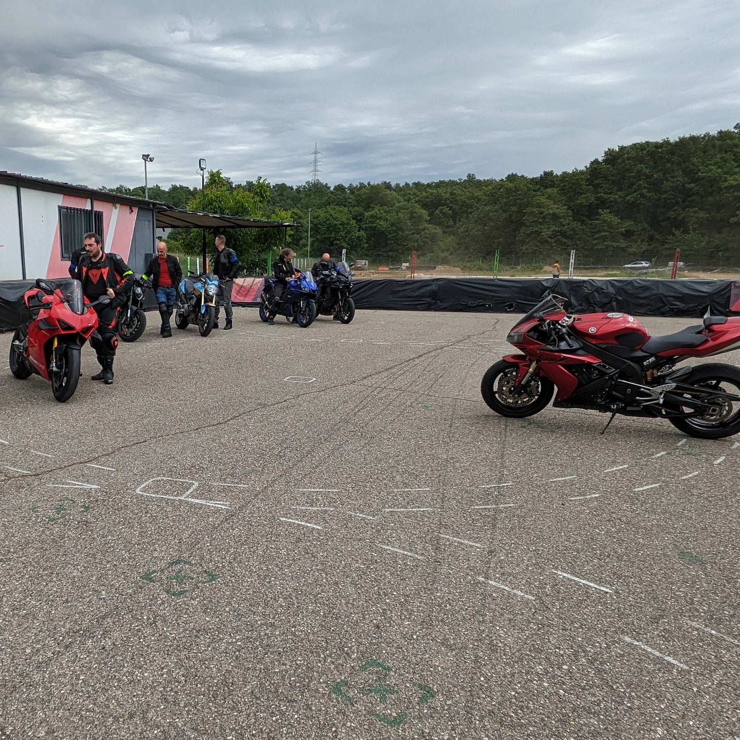 Corso di Guida Sicura su Strada Ride&Play – Base | Intermedio | Avanzato
