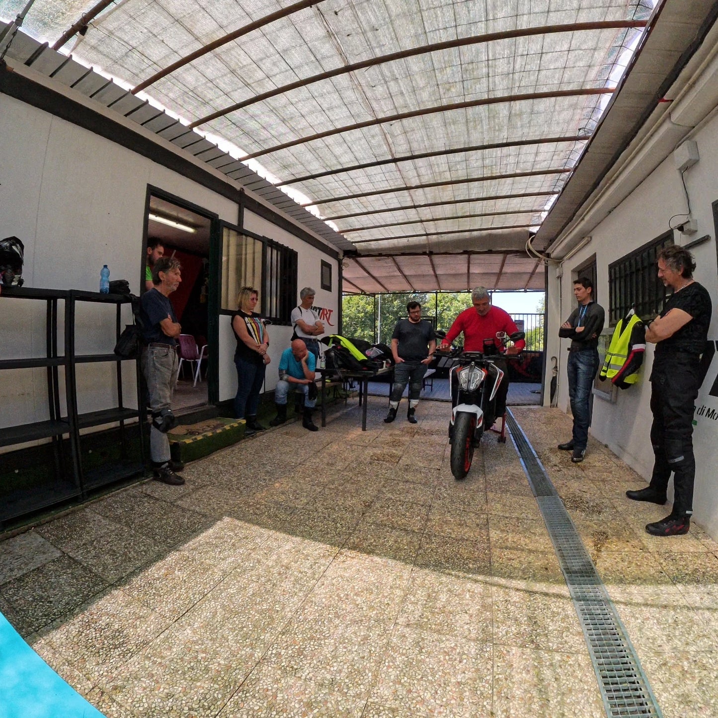 Corso di Guida Sicura su Strada Ride&Play – Base | Intermedio | Avanzato