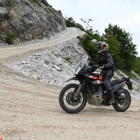 Corso Personalizzato 1-to-1 di Guida Maxienduro Off-Road