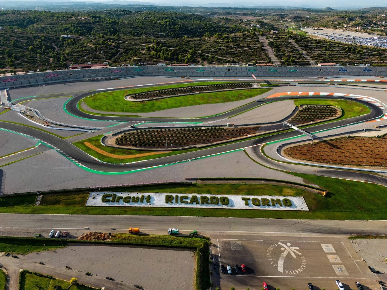 Weekend in pista a Valencia (3 giorni) – Ingresso + Trasporto moto da Vallelunga + Posto box | THE BIKE School (27 Feb–1 Mar 2026)