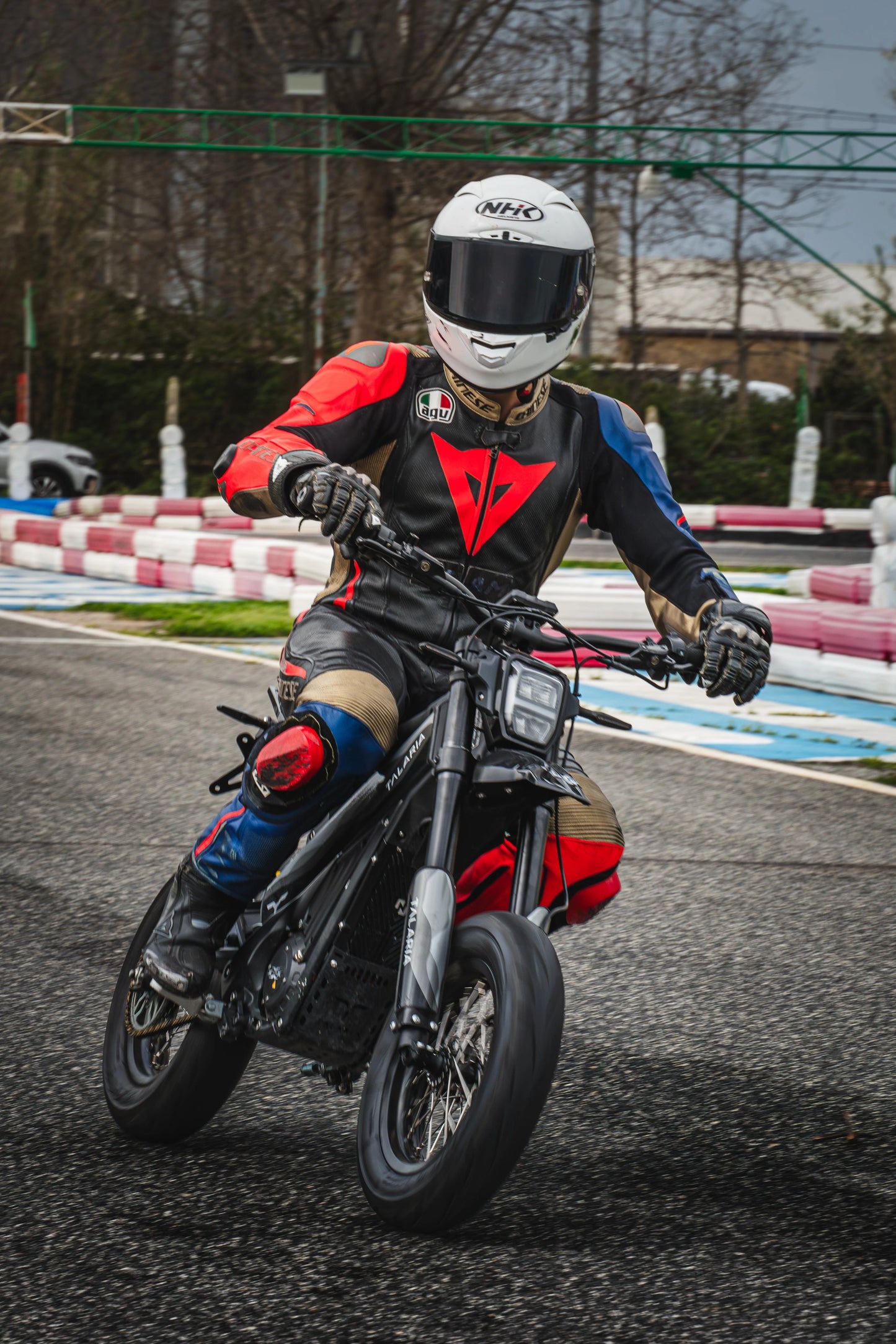 Corso di Guida Sportiva in Pista con Moto Elettrica Talaria – Black Riders Academy (Roma)