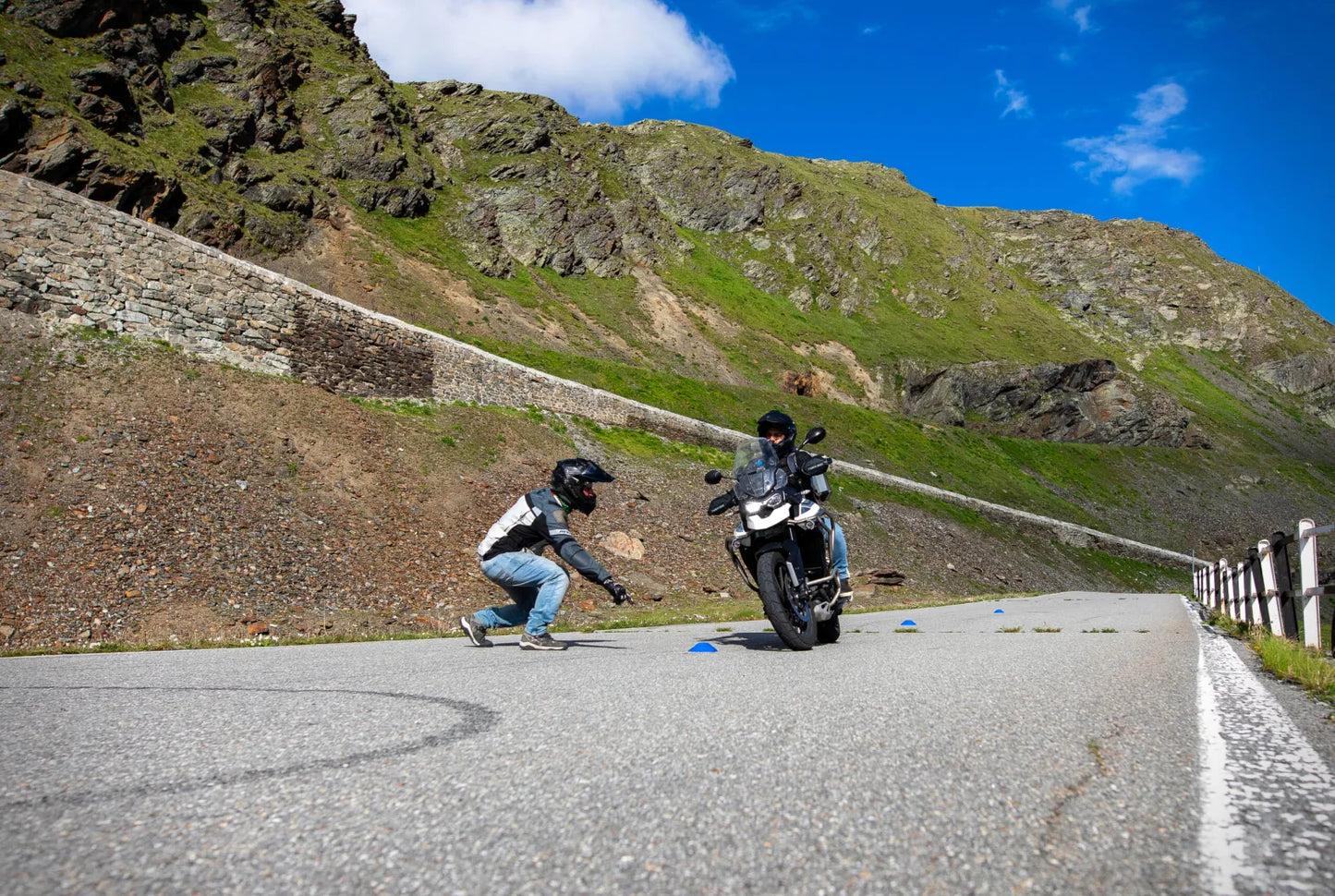 Corso di Guida Sicura Moto – Gruppo Road2Ride | Stelvio2Ride