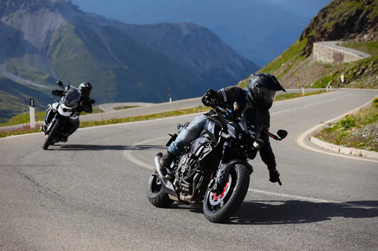 Corso di Guida Sicura Moto – Gruppo Road2Ride | Stelvio2Ride